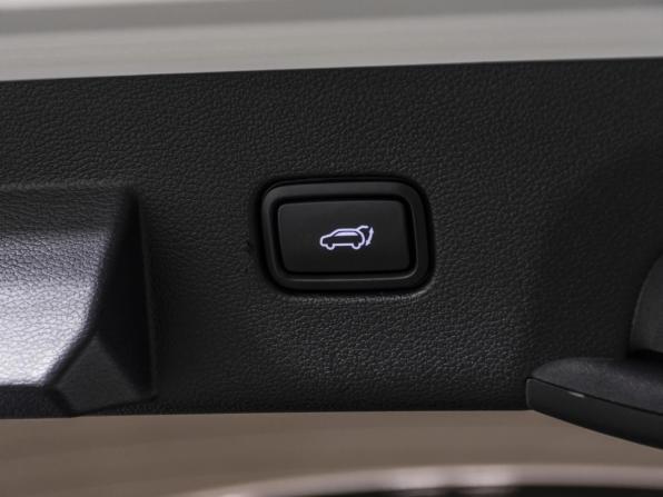 Kia Sportage V с пробегом 2024 года, цена 3 998 000 рублей, 40178 км, внедорожник, Автокод Объявления