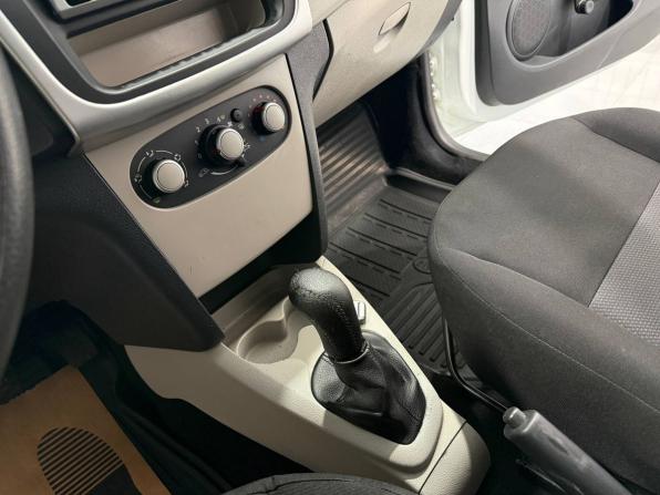 Renault Sandero II с пробегом 2017 года, цена 774 000 рублей, 56589 км, хэтчбек, Автокод Объявления