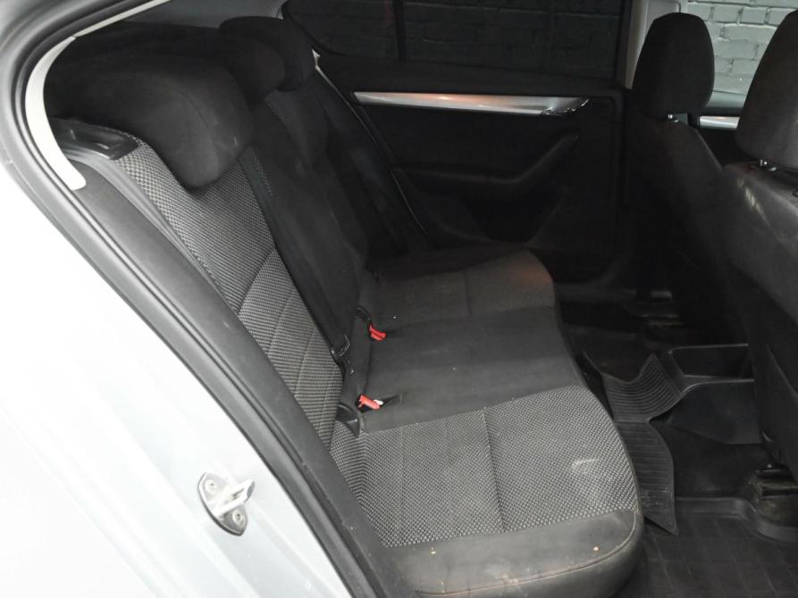 Skoda Octavia III (A7) Екатеринбург  - изображение 11