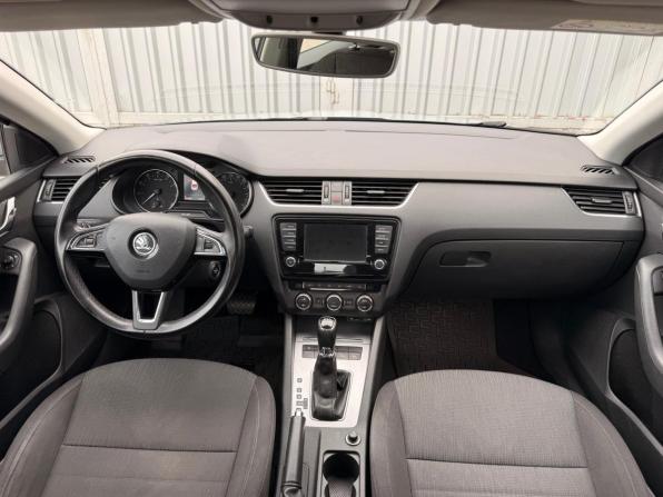 Skoda Octavia III (A7) с пробегом 2016 года, цена 1 288 000 рублей, 200401 км, лифтбек, Автокод Объявления
