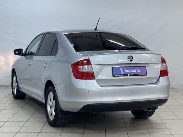 Skoda Rapid I с пробегом 2014 года, цена 780 000 рублей, 307499 км, лифтбек, Автокод Объявления