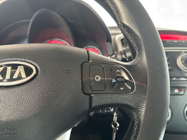 Kia Ceed I Рестайлинг с пробегом 2011 года, цена 729 000 рублей, 235841 км, хэтчбек, Автокод Объявления