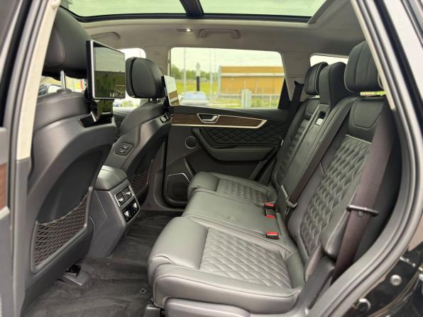 Hongqi HS7 I с пробегом 2023 года, цена 3 755 000 рублей, 74000 км, внедорожник, Автокод Объявления
