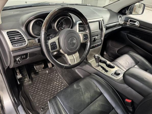 Jeep Grand Cherokee IV (WK2) с пробегом 2011 года, цена 1 599 800 рублей, 219000 км, внедорожник, Автокод Объявления