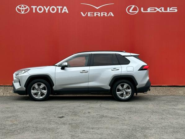 Toyota RAV4 V (XA50) с пробегом 2021 года, цена 3 350 000 рублей, 127993 км, внедорожник, Автокод Объявления