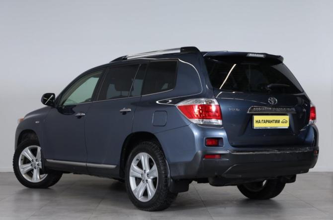Toyota Highlander II (XU40) Рестайлинг с пробегом 2013 года, цена 2 499 000 рублей, 161000 км, внедорожник, Автокод Объявления