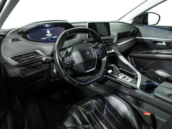 Peugeot 3008 II с пробегом 2018 года, цена 1 715 000 рублей, 174174 км, внедорожник, Автокод Объявления