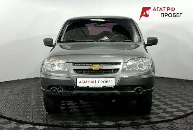 Chevrolet Niva I Рестайлинг с пробегом 2018 года, цена 915 000 рублей, 63704 км, внедорожник, Автокод Объявления