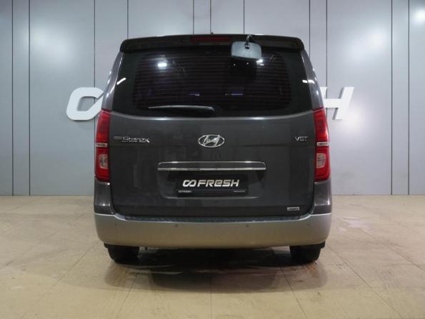 Hyundai Grand Starex I Рестайлинг 2 с пробегом 2019 года, цена 4 699 000 рублей, 65692 км, минивэн, Автокод Объявления