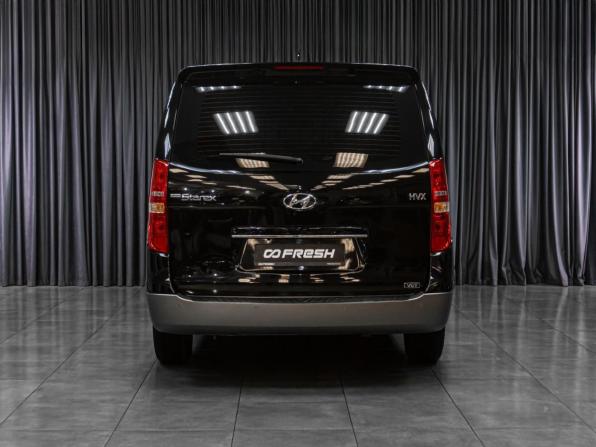 Hyundai Grand Starex I с пробегом 2014 года, цена 2 139 000 рублей, 151883 км, минивэн, Автокод Объявления
