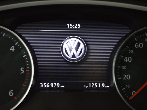 Volkswagen Touareg II с пробегом 2011 года, цена 1 365 000 рублей, 356980 км, внедорожник, Автокод Объявления