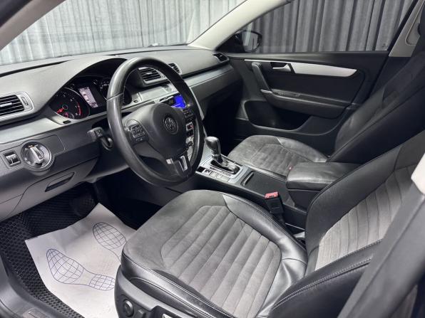 Volkswagen Passat B7 с пробегом 2013 года, цена 1 340 000 рублей, 207740 км, седан, Автокод Объявления