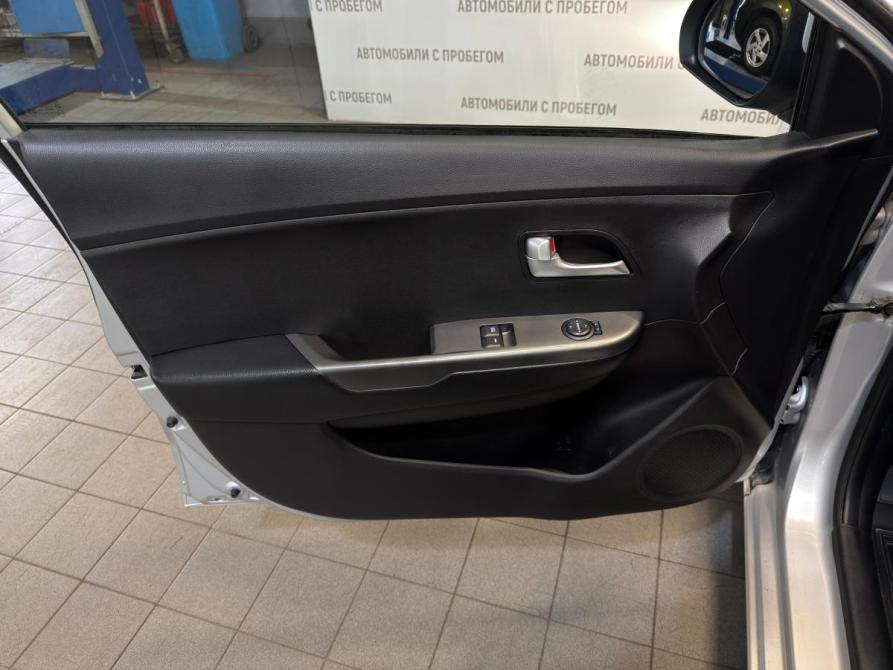Kia Rio III Санкт-Петербург  - изображение 13