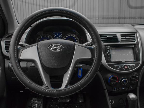 Hyundai Solaris I с пробегом 2014 года, цена 820 000 рублей, 219756 км, седан, Автокод Объявления