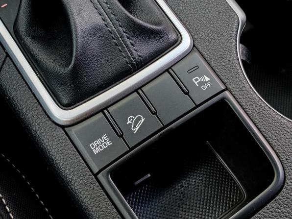 Kia Sportage IV Рестайлинг с пробегом 2020 года, цена 2 440 000 рублей, 78651 км, внедорожник, Автокод Объявления