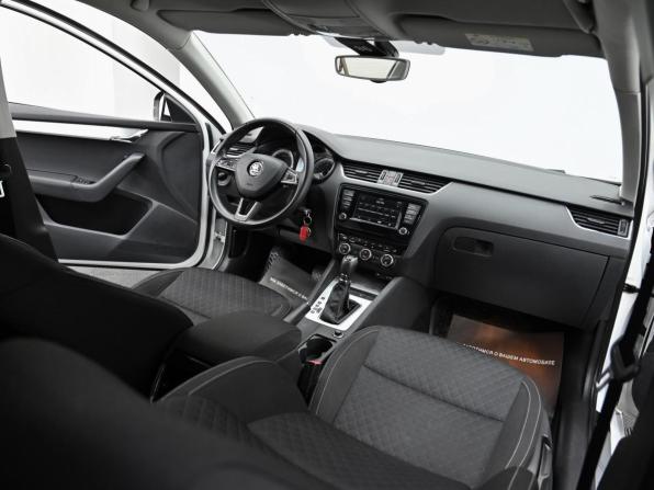 Skoda Octavia III (A7) с пробегом 2016 года, цена 1 349 000 рублей, 120000 км, лифтбек, Автокод Объявления