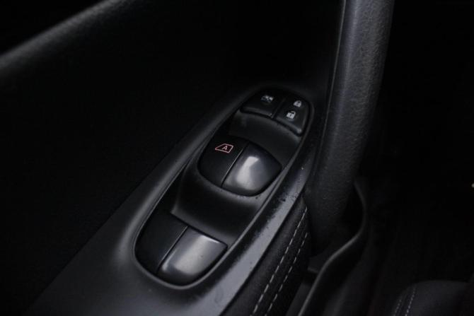 Nissan Qashqai II с пробегом 2018 года, цена 1 615 000 рублей, 45003 км, внедорожник, Автокод Объявления
