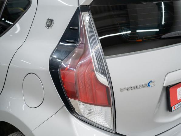 Toyota Prius c I Рестайлинг с пробегом 2016 года, цена 1 245 000 рублей, 101400 км, хэтчбек, Автокод Объявления