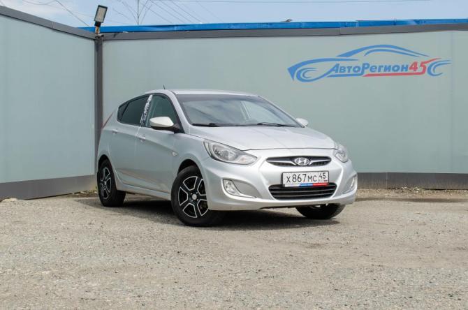 Hyundai Solaris I с пробегом 2012 года, цена 599 000 рублей, 270000 км, хэтчбек, Автокод Объявления