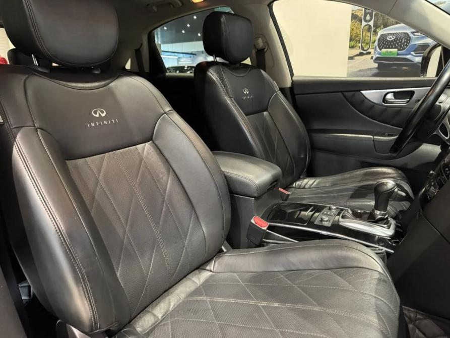 Infiniti FX II (S51) Рестайлинг Новосибирск  - изображение 19