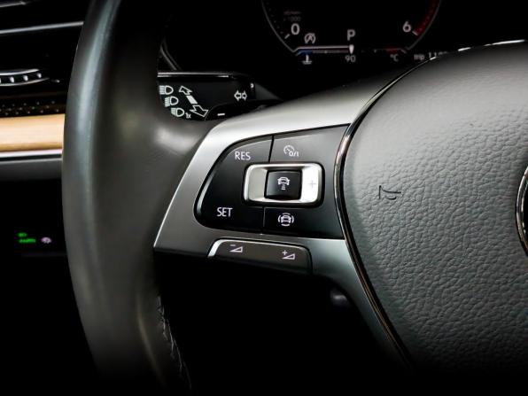 Volkswagen Touareg III с пробегом 2019 года, цена 5 200 000 рублей, 118808 км, внедорожник, Автокод Объявления