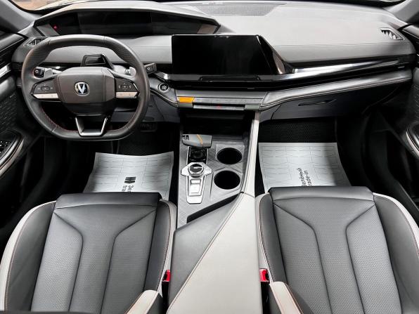 Changan UNI-V I с пробегом 2024 года, цена 2 270 000 рублей, 28631 км, лифтбек, Автокод Объявления
