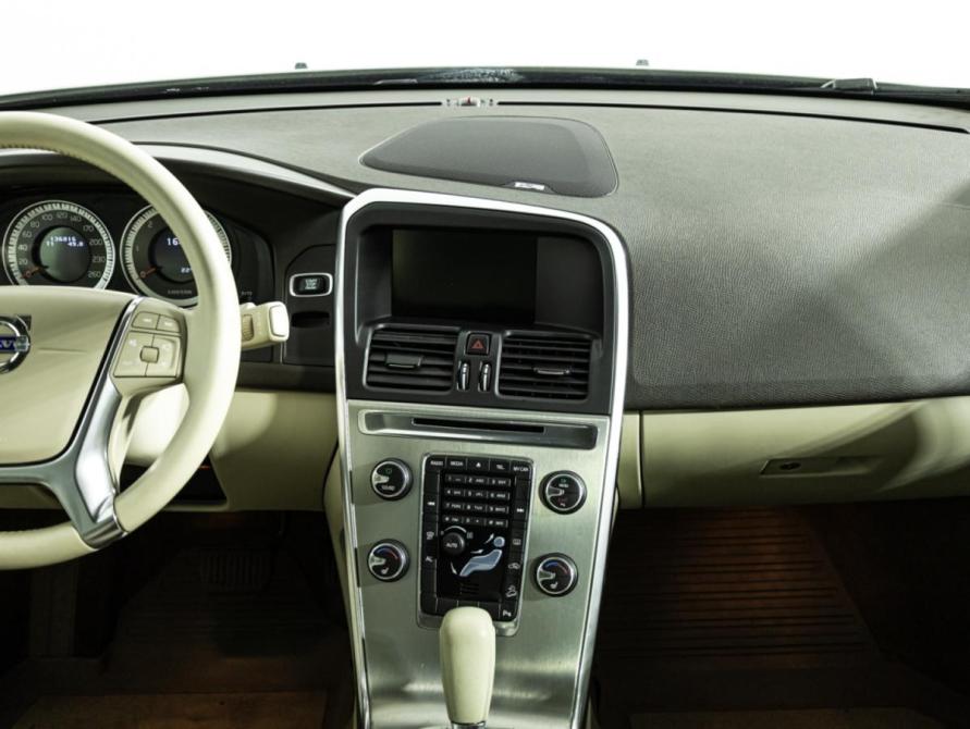 Volvo XC60 I Санкт-Петербург  - изображение 15