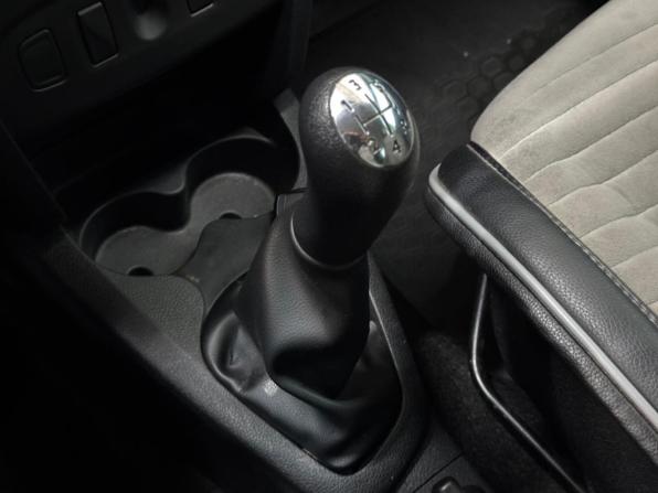 Renault Logan II с пробегом 2018 года, цена 415 000 рублей, 157871 км, седан, Автокод Объявления