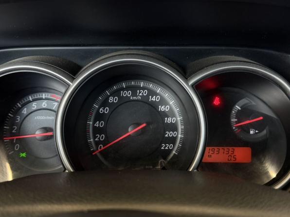 Nissan Tiida I Рестайлинг с пробегом 2011 года, цена 500 000 рублей, 193727 км, хэтчбек, Автокод Объявления