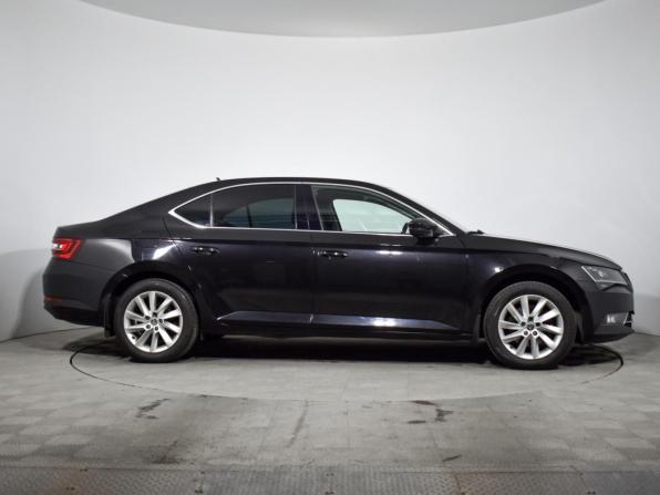 Skoda Superb III Рестайлинг с пробегом 2019 года, цена 2 350 000 рублей, 94080 км, лифтбек, Автокод Объявления