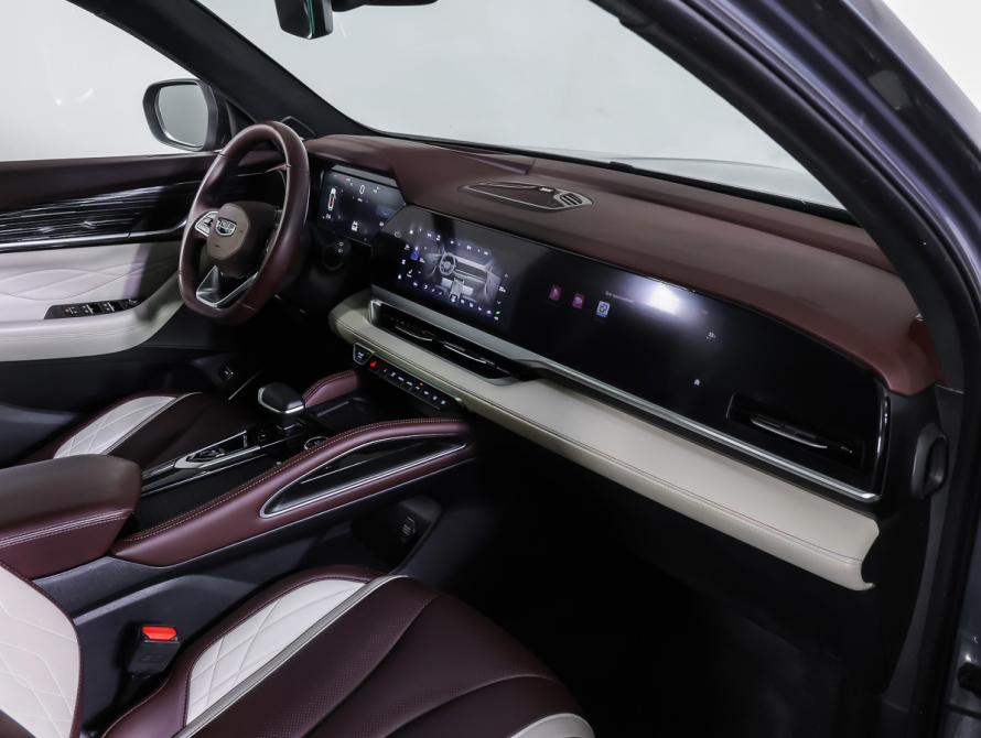 Geely Monjaro I Москва  - изображение 10