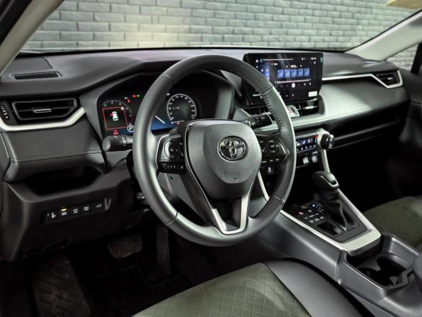 Toyota RAV4 V (XA50) с пробегом 2025 года, цена 4 550 000 рублей, 70 км, внедорожник, Автокод Объявления