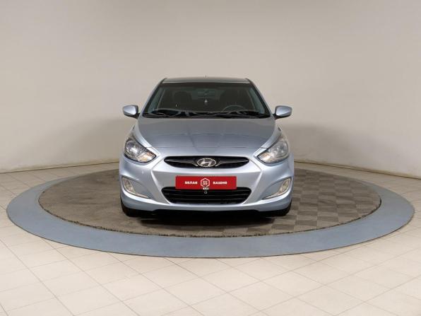 Hyundai Solaris I с пробегом 2012 года, цена 648 900 рублей, 223000 км, седан, Автокод Объявления