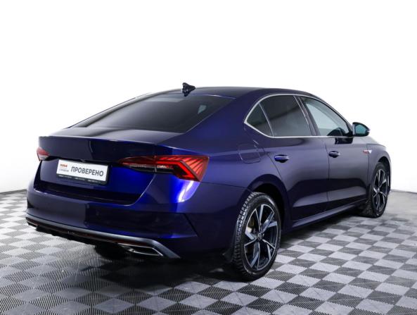 Skoda Octavia IV (A8) с пробегом 2021 года, цена 2 498 000 рублей, 61691 км, лифтбек, Автокод Объявления