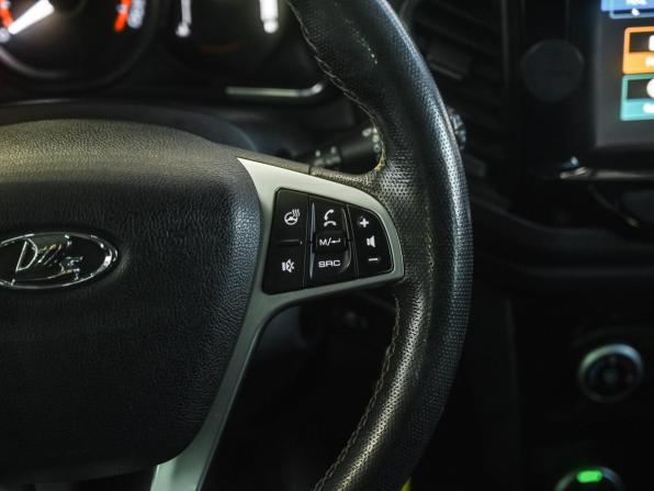 Lada (ВАЗ) XRAY I с пробегом 2018 года, цена 1 179 000 рублей, 128000 км, хэтчбек, Автокод Объявления