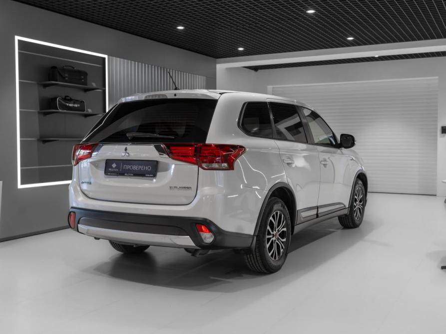 Mitsubishi Outlander III Рестайлинг 2 Москва  - изображение 5