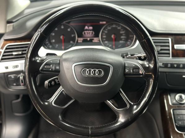 Audi A8 III (D4) Рестайлинг с пробегом 2014 года, цена 2 539 500 рублей, 142000 км, седан, Автокод Объявления