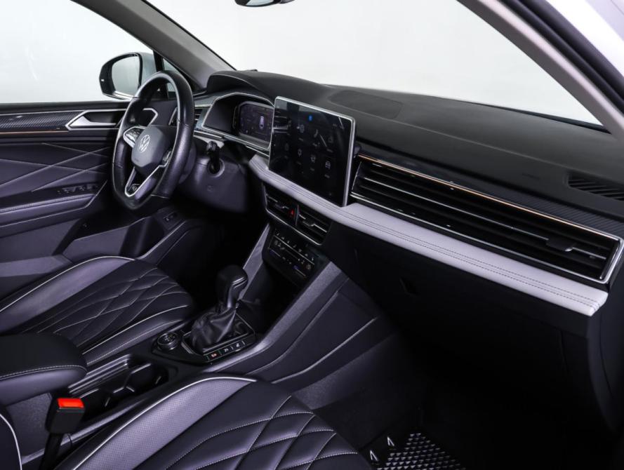 Volkswagen Tiguan II Рестайлинг Москва  - изображение 12