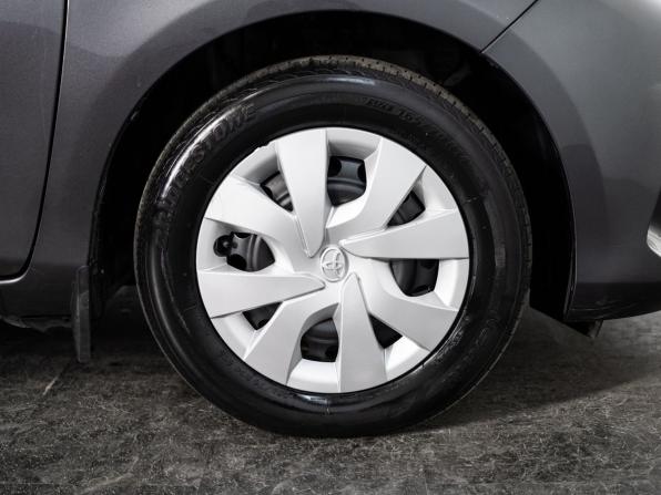 Toyota Vitz III (XP130) Рестайлинг с пробегом 2015 года, цена 749 500 рублей, 179996 км, хэтчбек, Автокод Объявления