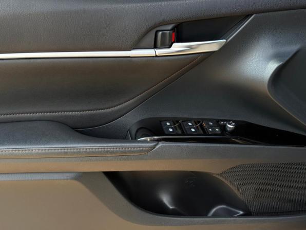 Toyota Camry VIII (XV70) с пробегом 2020 года, цена 2 780 000 рублей, 132221 км, седан, Автокод Объявления