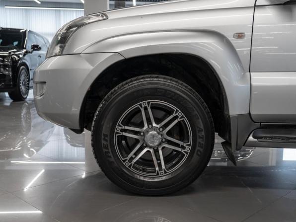 Toyota Land Cruiser Prado 120 Series Рестайлинг с пробегом 2008 года, цена 2 050 000 рублей, 207858 км, внедорожник, Автокод Объявления