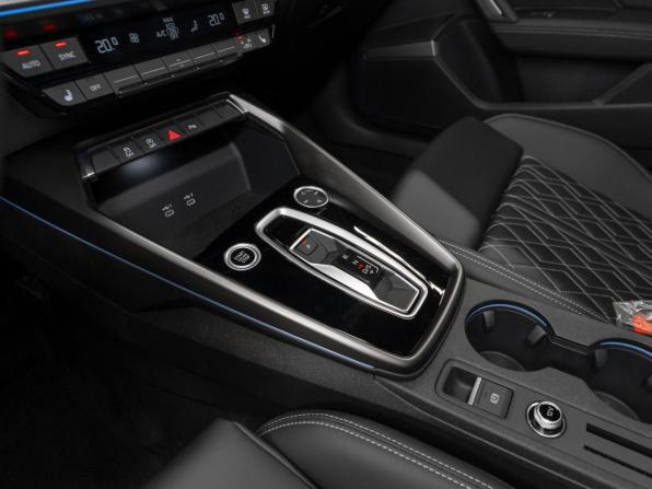 Audi A3 IV (8Y) Рестайлинг с пробегом 2026 года, цена 3 930 000 рублей, 50 км, хэтчбек, Автокод Объявления