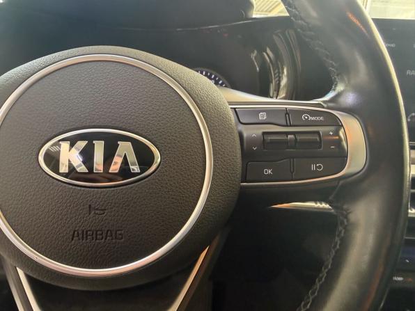Kia K5 III с пробегом 2020 года, цена 2 410 000 рублей, 122300 км, седан, Автокод Объявления