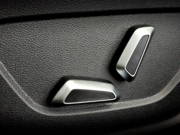Geely Coolray I с пробегом 2023 года, цена 1 650 000 рублей, 121193 км, внедорожник, Автокод Объявления