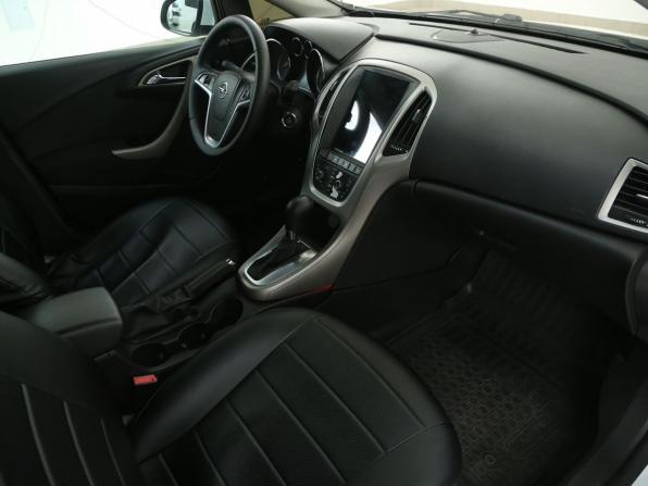 Opel Astra J с пробегом 2011 года, цена 455 000 рублей, 284000 км, хэтчбек, Автокод Объявления
