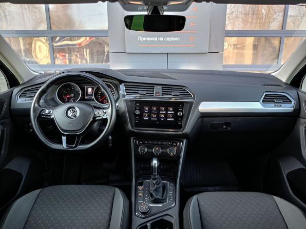 Volkswagen Tiguan II с пробегом 2018 года, цена 2 398 200 рублей, 129350 км, внедорожник, Автокод Объявления
