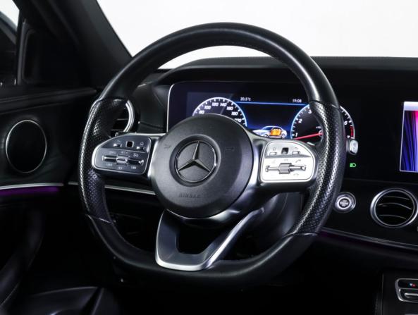 Mercedes-Benz E-Класс V (W213 S213 C238) Рестайлинг с пробегом 2020 года, цена 3 990 000 рублей, 35081 км, седан, Автокод Объявления