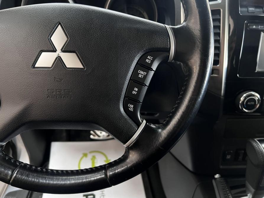 Mitsubishi Pajero IV Рестайлинг 2 Тверь  - изображение 19