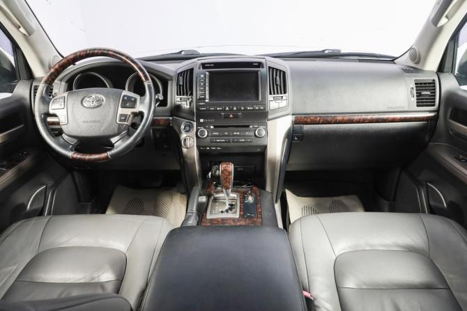 Toyota Land Cruiser 200 Series с пробегом 2010 года, цена 3 099 000 рублей, 255617 км, внедорожник, Автокод Объявления