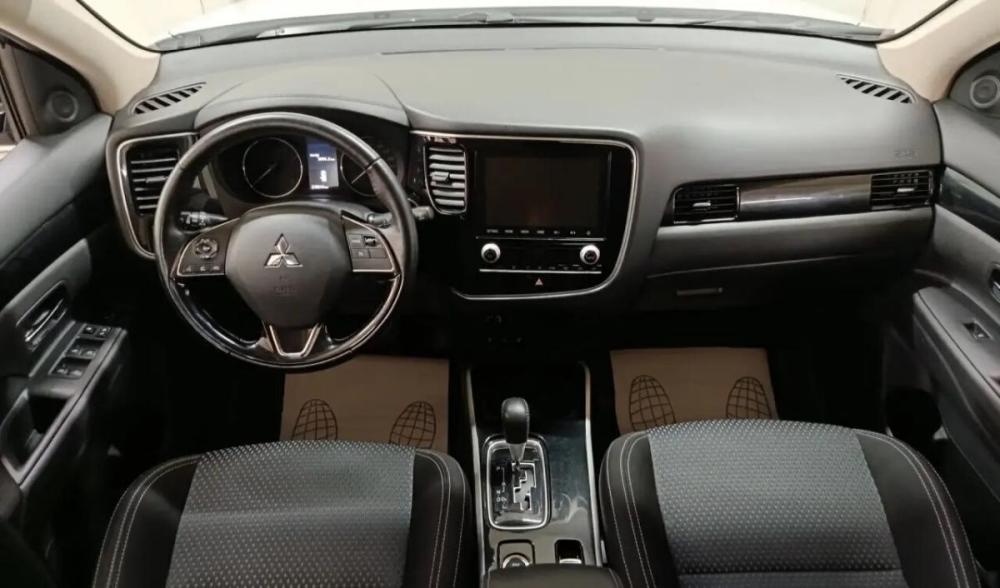 Mitsubishi Outlander III Рестайлинг 3 Уфа  - изображение 8